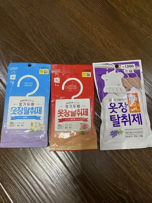 Ароматизатор-дезодорант для шкафа Daiso