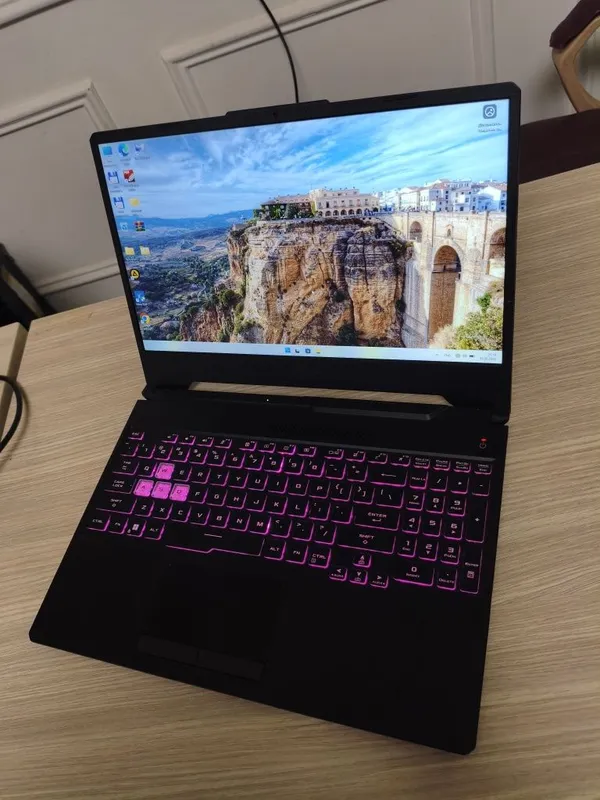 Asus Tuf Gaming F15 rtx 3050 сотилади