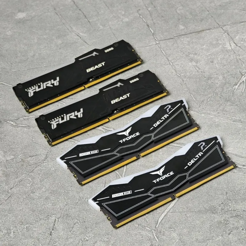 Оперативки DDR5 2х комплект 8 Оперативки DDR5 2х комплект 8