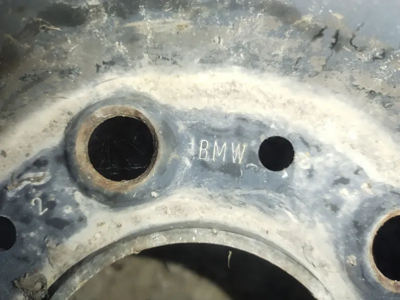 Bmw диска R15 5*120 2 Bmw диска R15 5*120 2