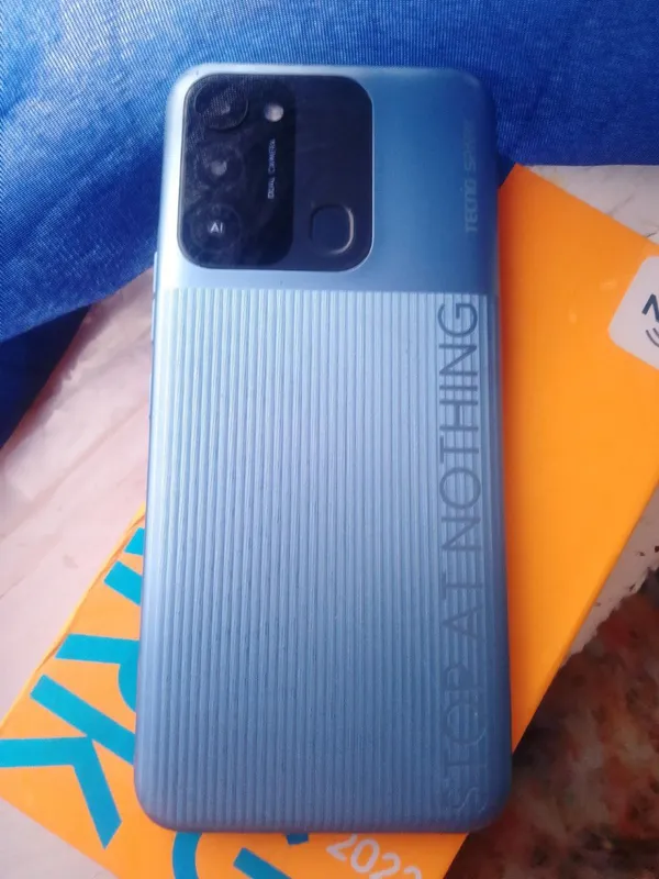 Telefon
