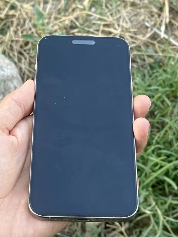 iPhone 15 pro max gatantiya karobka dok 2