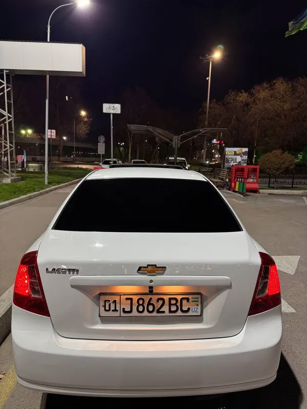 Продаю Chevrolet Gentra 3 Продаю Chevrolet Gentra 3