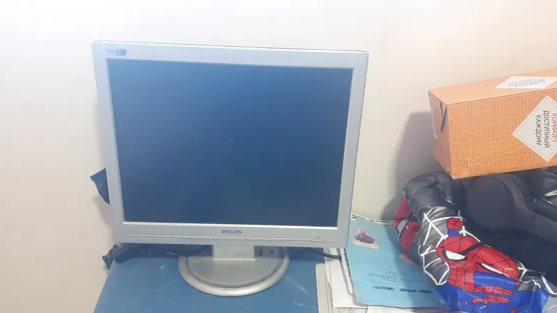Monitor philips 15/17 1 Monitor philips 15/17 1