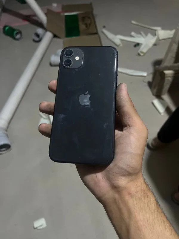 Iphone 11 qora yomkist 73% — фото 2