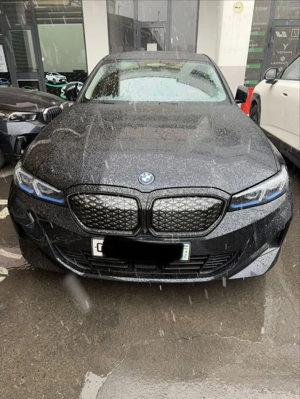 BMW i3 40L nigt Sport 2024 yil — фото 2