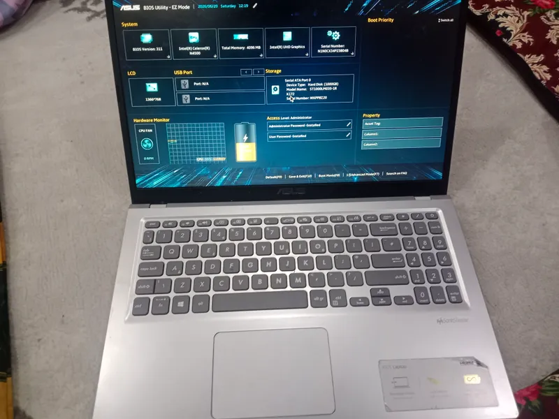 ноутбук ASUS память 1 тб RAM 4 адрес Карши 1 ноутбук ASUS память 1 тб RAM 4 адрес Карши 1