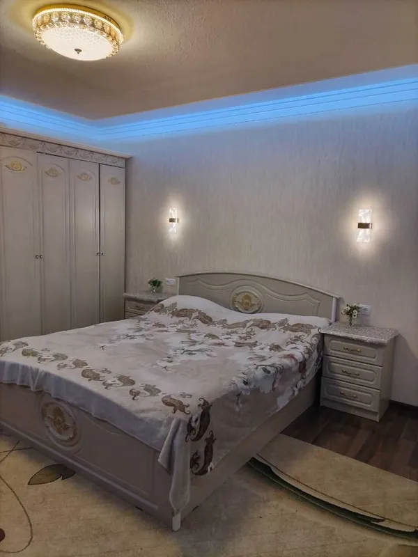 продажа своего дома .назарбек5.5сот7 ком.2 санузла.кухня..бассейн. — фото 1