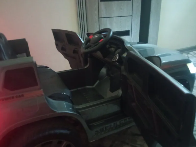 Bolalar elektromobili