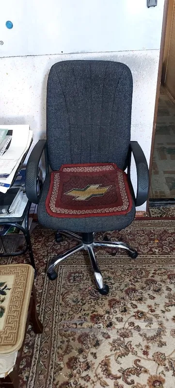 Продам офисное кресло. 1 Продам офисное кресло. 1