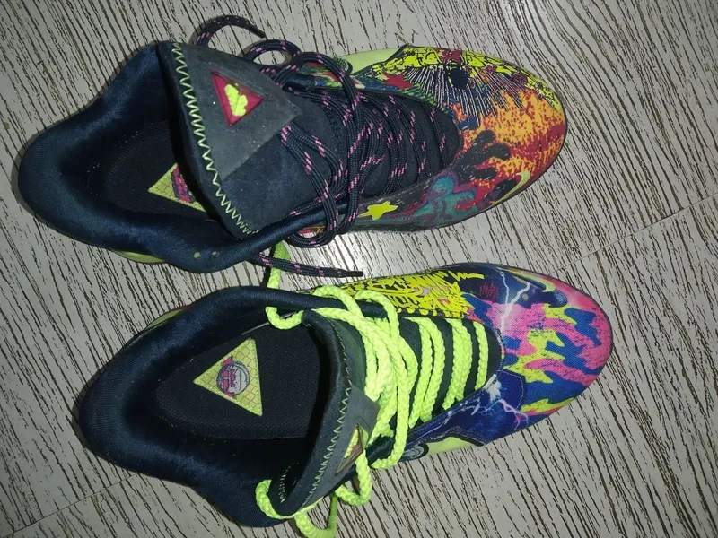Original Nike James LeBron XXII krossovkalari 3