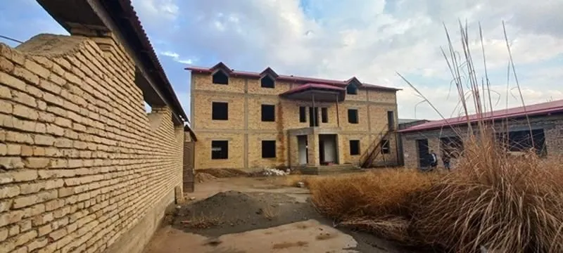 Pilita pishgan g'ishtan qurilgan