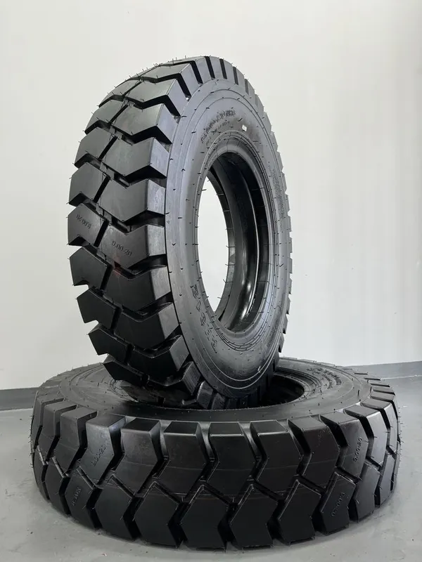 Шины ROCKBUSTER, GREAMARK 9.00 - 20/ 12-16.5 для экскаваторов