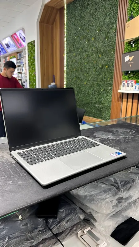 Dell pro 14 essentional 2