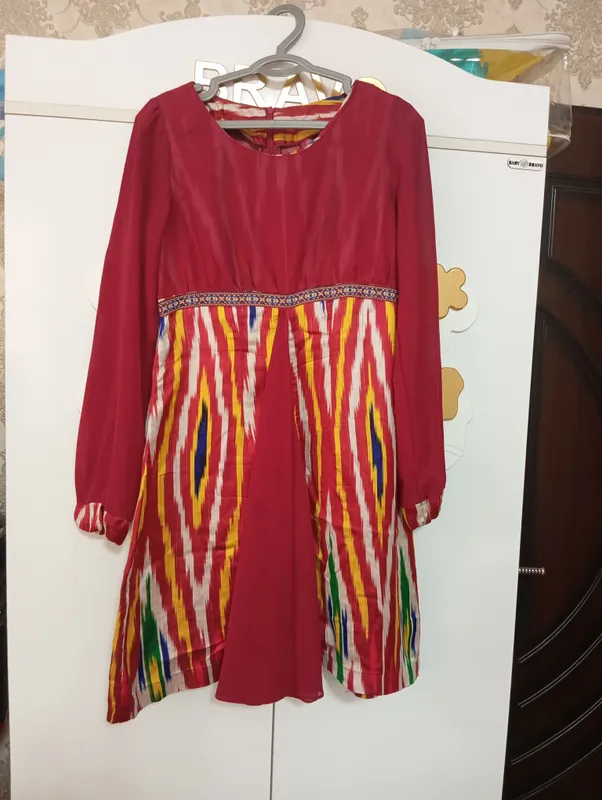 kelinca koʻylaklar kiyilgan razmeri 46 48 9 kelinca koʻylaklar kiyilgan razmeri 46 48 9