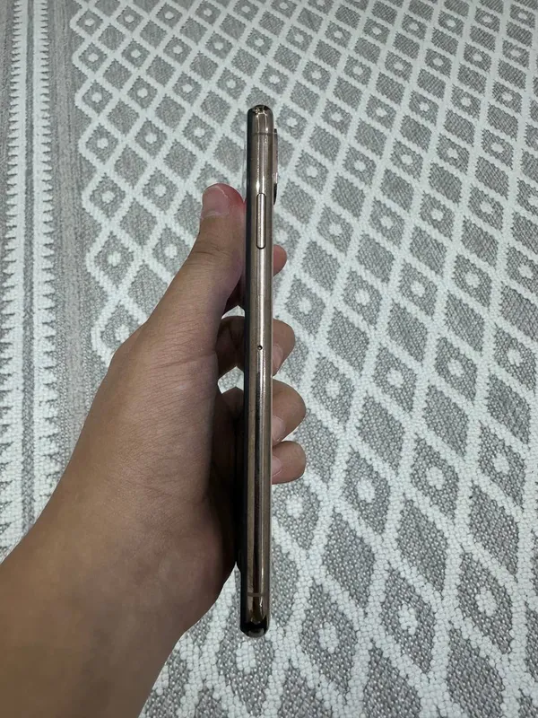 Айфон xs max gold 4