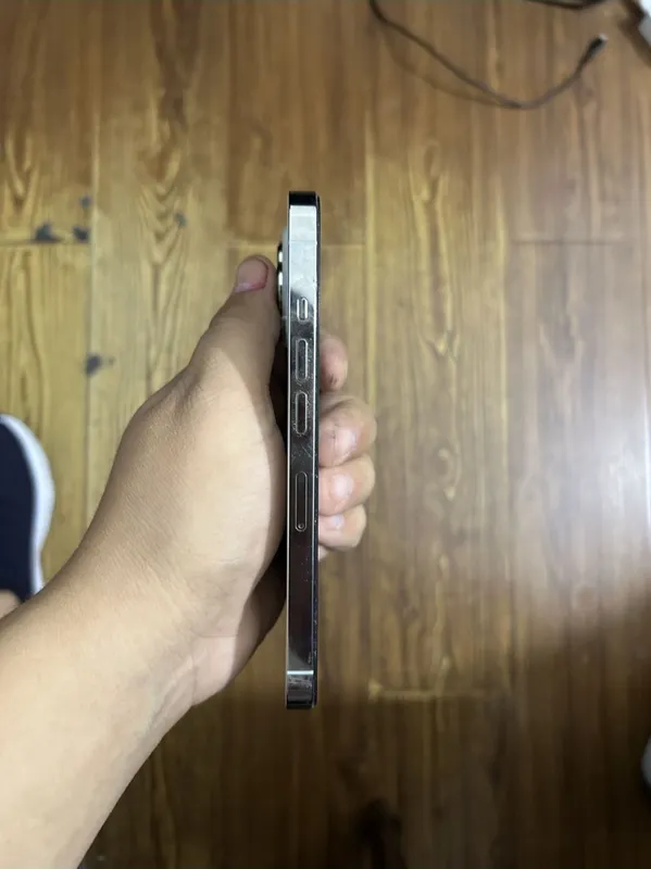 Iphone 13 pro dastafka bor 7