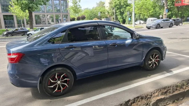 Lada vesta 2018 yili — фото 3