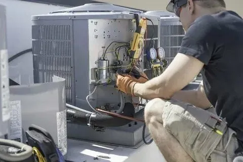 Konditsioner ustanovka alpinist xizmati 3
