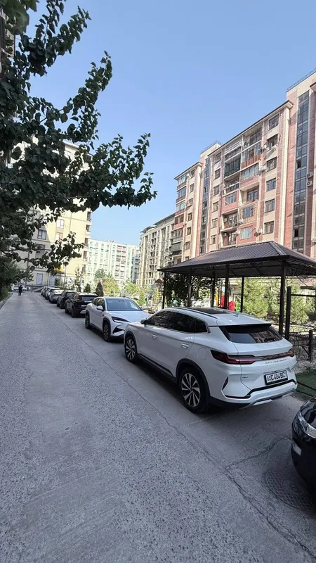 Продаётся коммерческое помещение/ цоколь 1