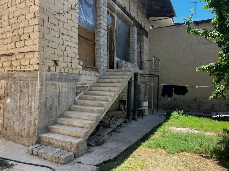 Srochno sotiladi nazarbek , xarakat 4.62 6