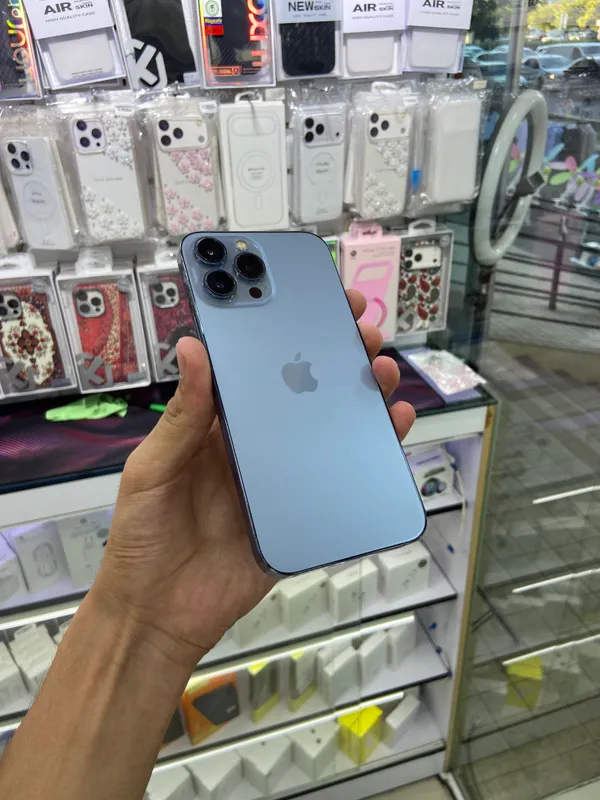 iPhone 13 Pro Max 256Gb ideal 1