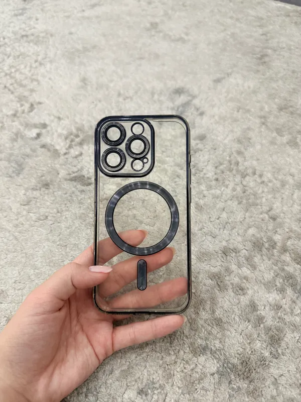 📱 Прозрачный MagSafe-чехол для iPhone 15 про