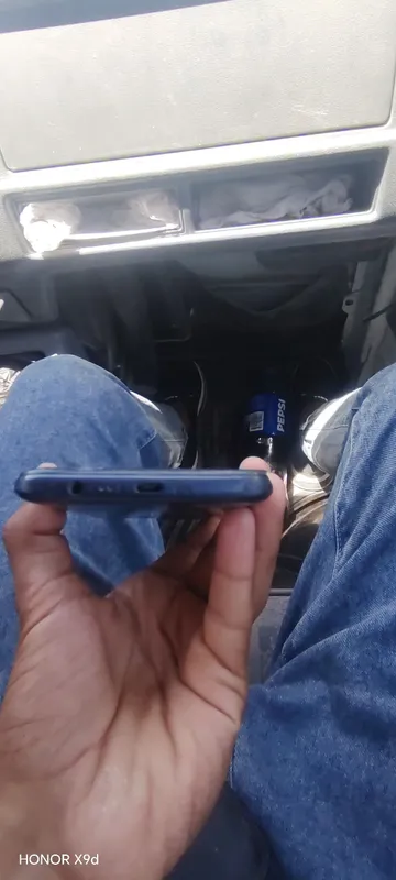 Realmi c21-y 4