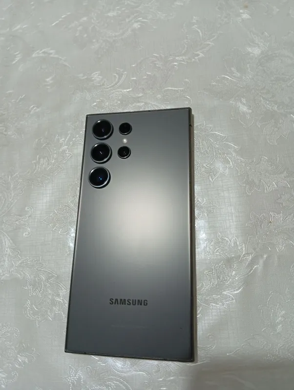 Samsung 24 Ultra 256 Samsung 24 Ultra 256