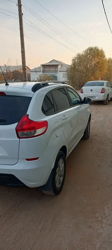 Lada xray sotiladi 2018 yil yurgani 143ming holati alo 3 Lada xray sotiladi 2018 yil yurgani 143ming holati alo 3
