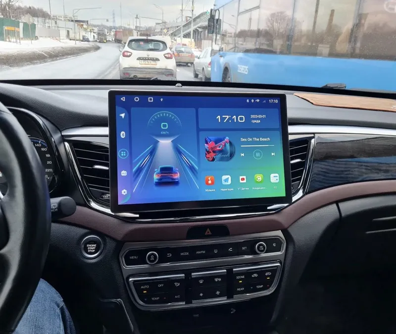 Магнитола 13 дюйм 8 и 4 ядер 4/64г, 6/128г WiFi 4G сим CarPlay янги