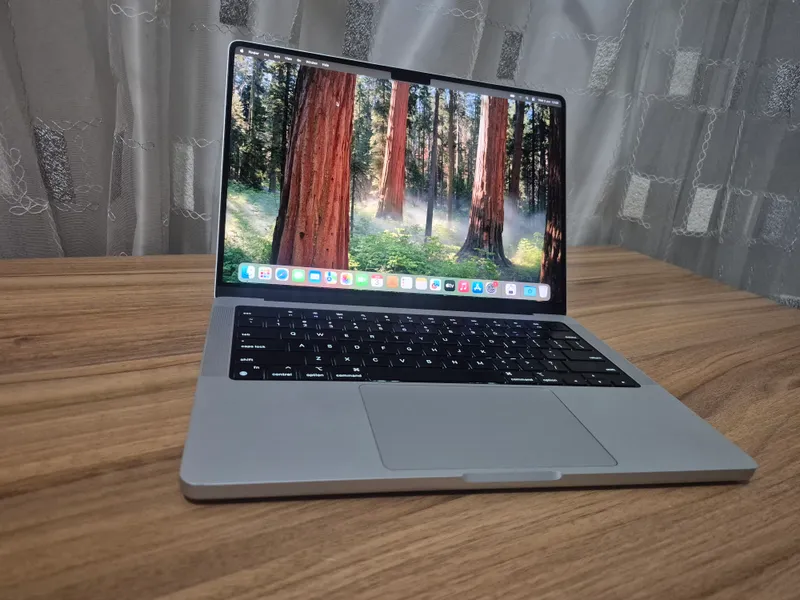 MacBook Pro 2023 M2 Pro
