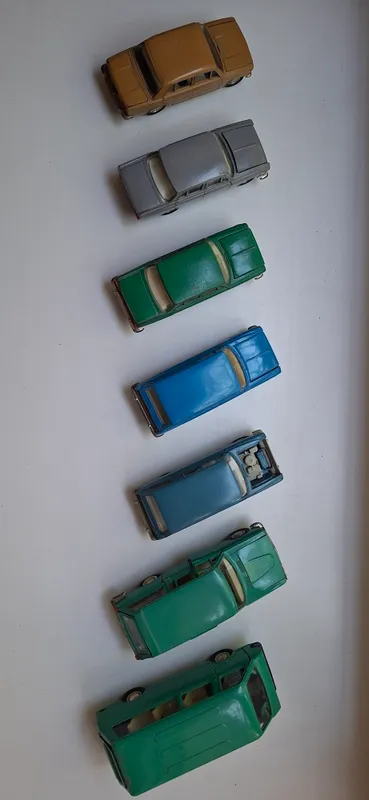 Vintaj modellar, o‘yinchoqlar 5 Vintaj modellar, o‘yinchoqlar 5
