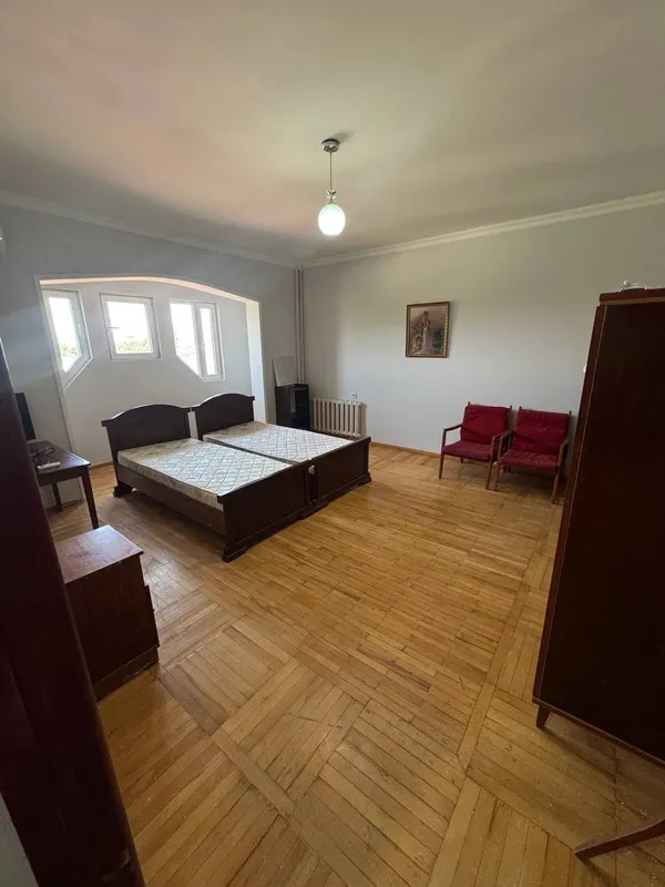 mirzo ulug'bek tumani 1 xona ijaraga uy 335 2