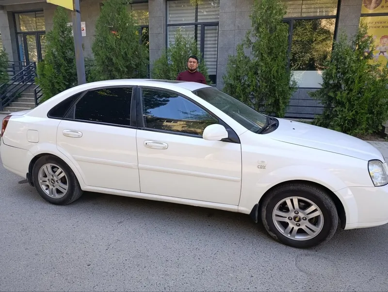Lasetti 1.8, полностью укомплектованная 1 Lasetti 1.8, полностью укомплектованная 1