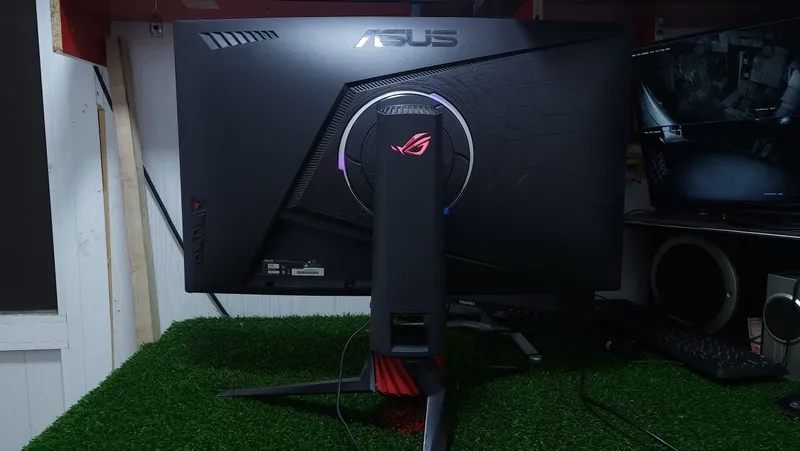 Asus rog strix curved 32 2k 144hz 1