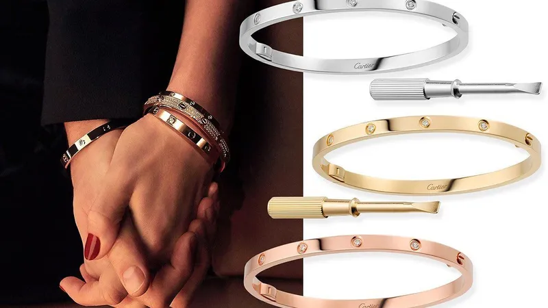 Серебряный комплект Cartier: браслет и кольцо