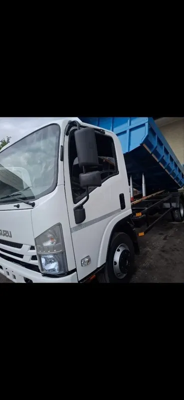 Самосвал Isuzu, 2014 год 2 Самосвал Isuzu, 2014 год 2