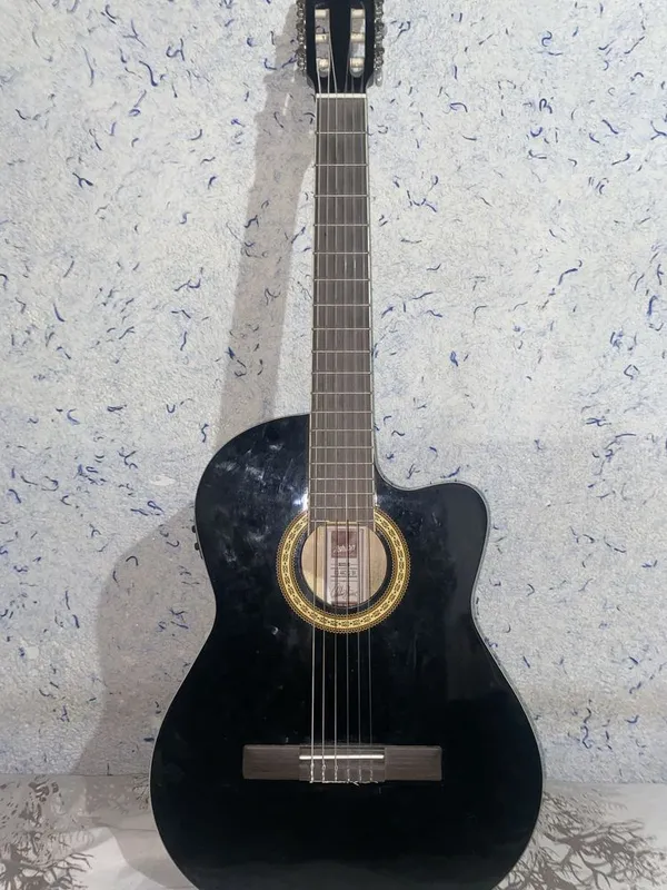 Gitara Ashton CG 44CEQ BK