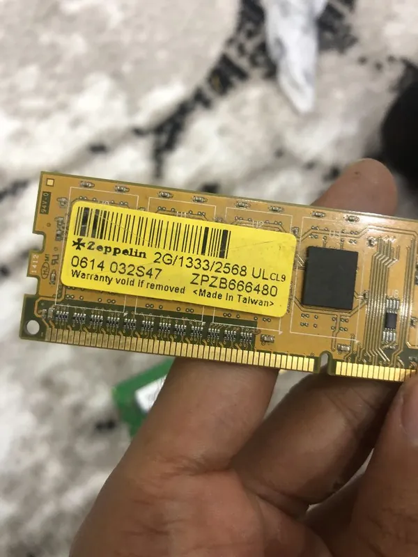 Ddr3 / 2 gb /2 gb ikkalasi 4 gb — фото 3
