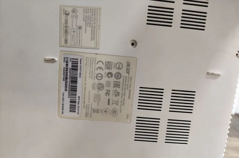 Acer Model: Aspire V3-371-55CA 1 Acer Model: Aspire V3-371-55CA 1