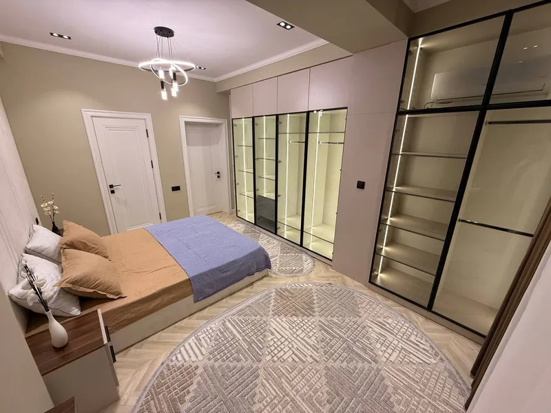 3 xonali kvartira, 95 m2, Yakkasaroy 4