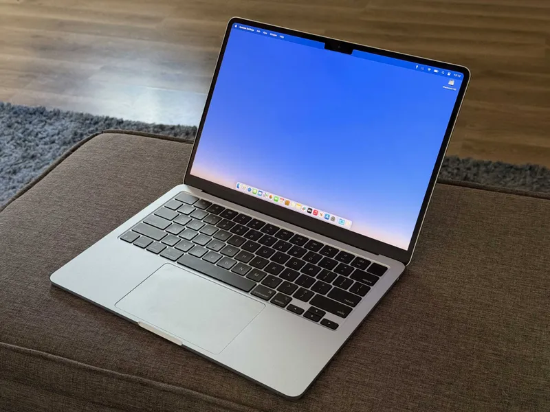 Apple Macbook Air M4 13-inch 16/256 У нас самые вкусные цены на яблоки — фото 1