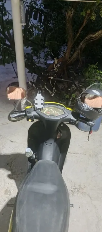 Honda mototsikl maped skuter sotiladi — фото 1