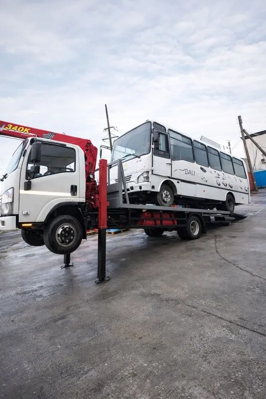 Isuzu manipulyator|evakuator 3tonnalik 1 Isuzu manipulyator|evakuator 3tonnalik 1