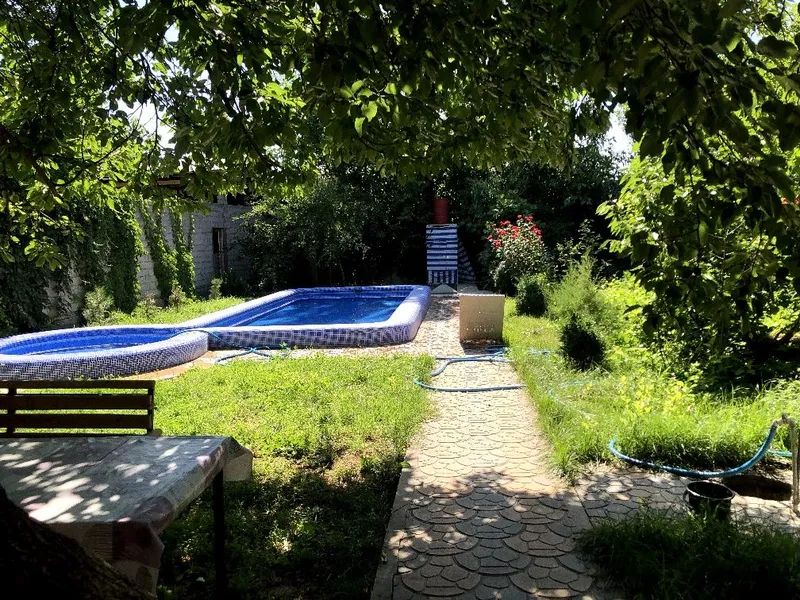 Oqtosh dacha hamma sharoiti bor garbati mostdan ko'tarilganda 1