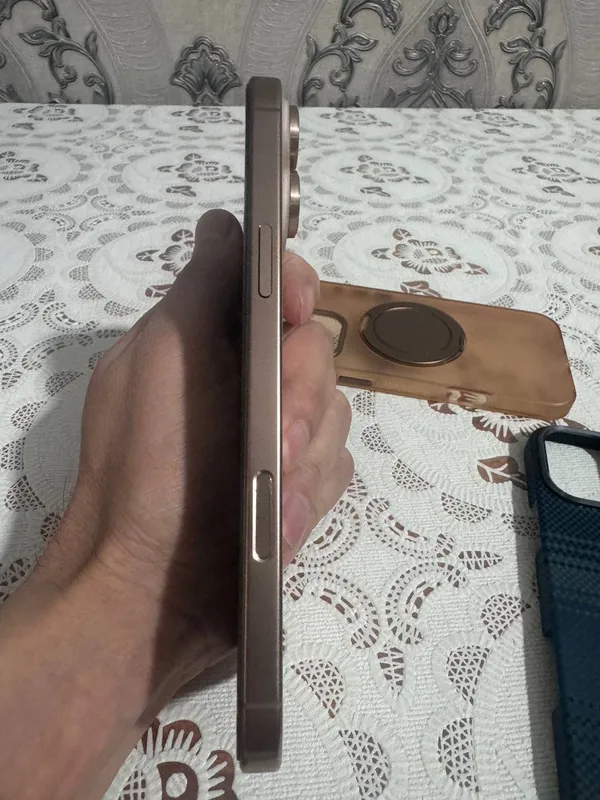 Iphone 16 pro max — фото 2