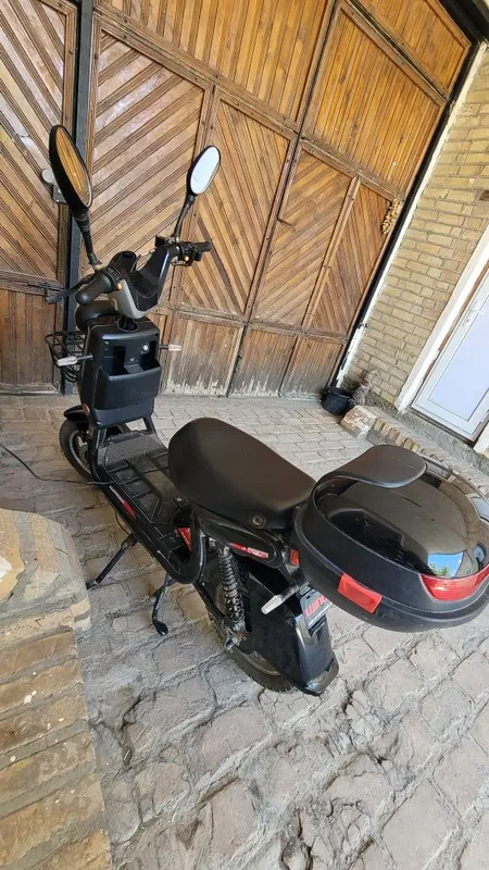 Skuter Sotiladi! Windra model 1