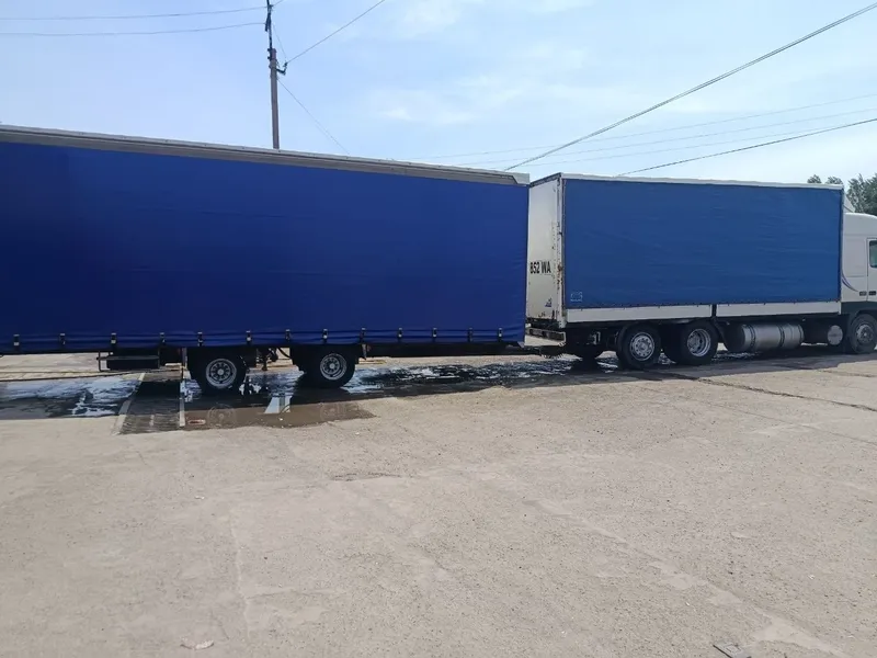 VOLVO FH Паравоз + Прицеп Сотилади — фото 2