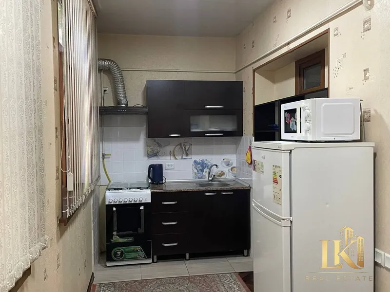 Продаётся уютная 2-комнатная квартира с ремонтом рядом с Алайским рынком — фото 3